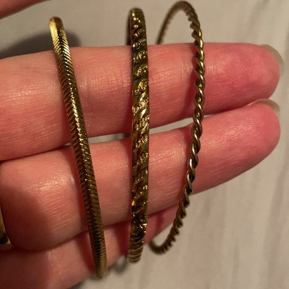 Kendra Scott Stackable Bracelet Set of 8 w bag - Picture 7 of 10